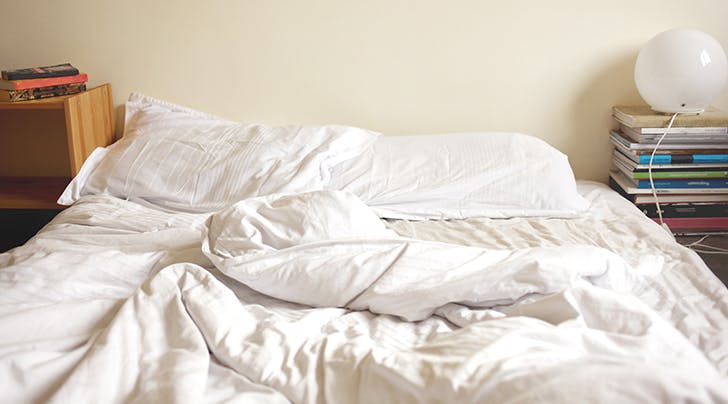 Οκτώ μεγάλα οφέλη στην υγεία μας όταν σκεπαζόμαστε με κουβέρτα τη νύχτα