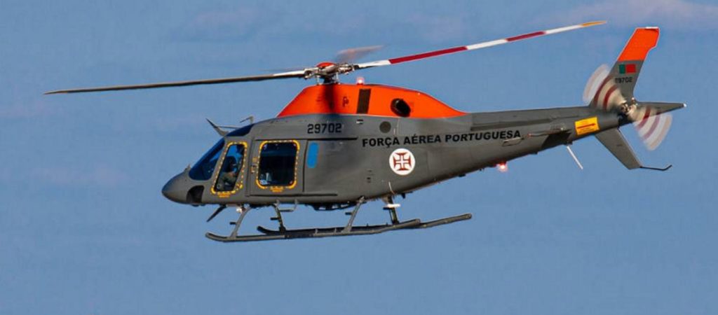 Πορτογαλία: Εντυπωσιακή προσγείωση ελικοπτέρου της Π.Α. στο βουνό (βίντεο)
