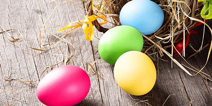 Δείτε πως μπορείτε να βάψετε τα αυγά με φυσικές ουσίες χωρίς χημικά