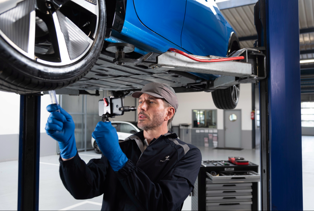 PEUGEOT Video Check: Οι μηχανικοί της PEUGEOT σας ενημερώνουν σε πραγματικό χρόνο για την συντήρηση του αυτοκίνητου σας