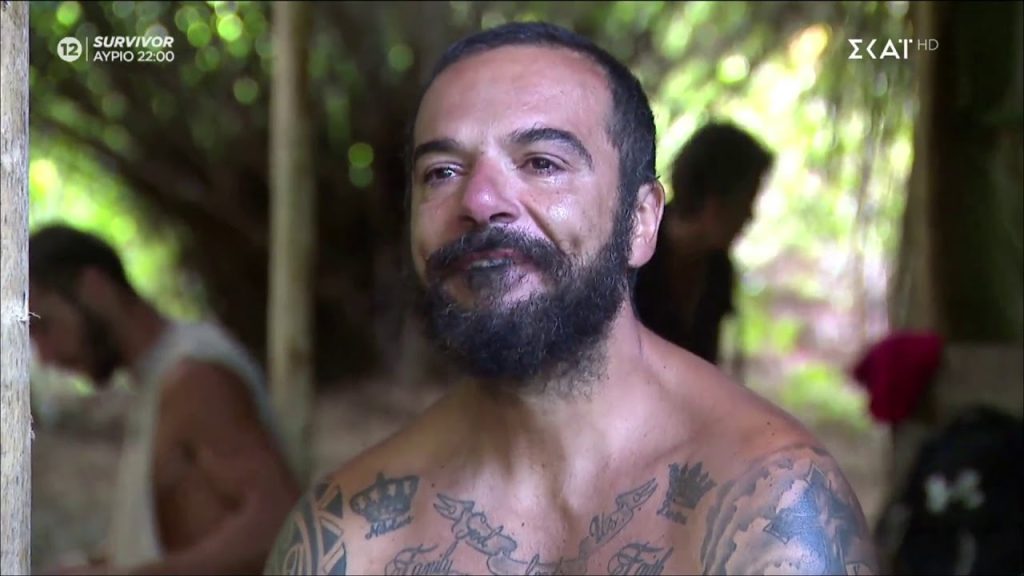 Survivor – Aπαρηγόρητος ο Τριαντάφυλλος: «Αλέξη, σ’ αγαπώ ρε! Σ’ αγαπώ» (βίντεο)
