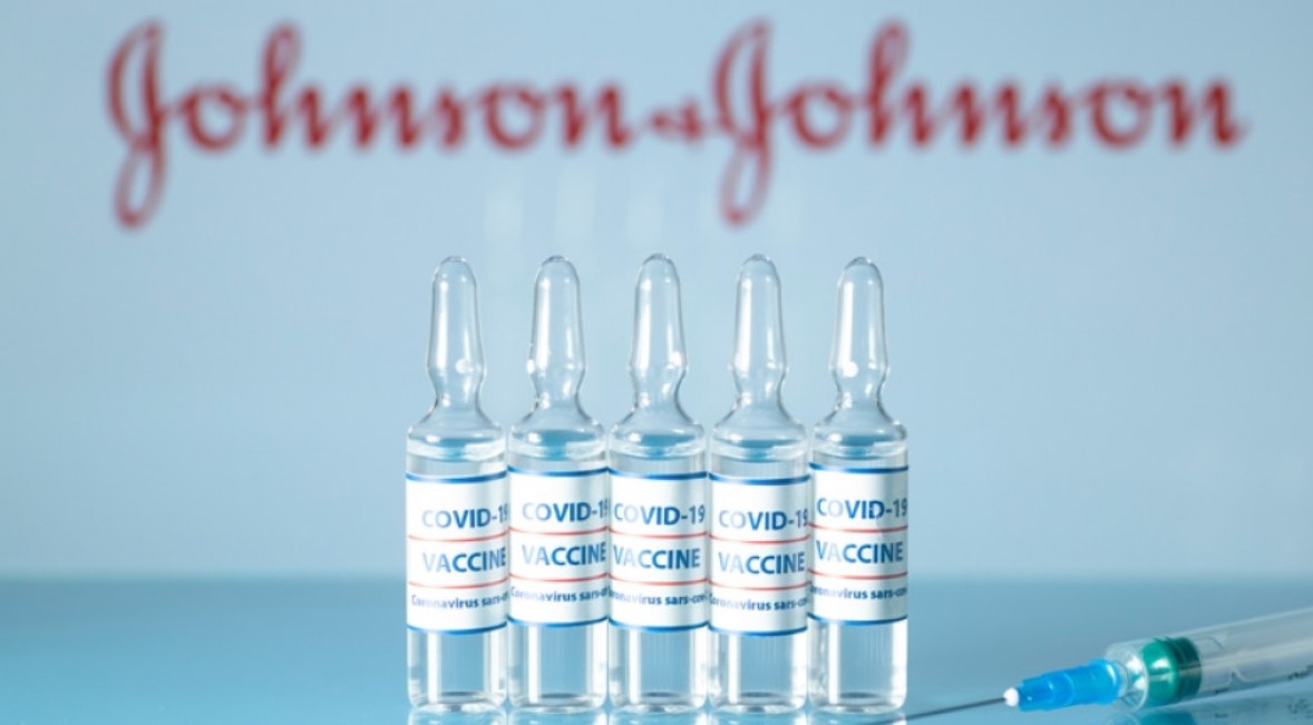 Κορωνοϊός: Ξεκινάει και πάλι η διαδικασία μελέτης του εμβολίου J&J στη Νότια Αφρική