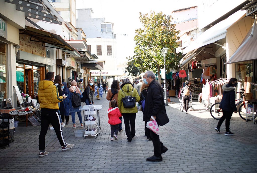 Αύριο αναμένονται οι ανακοινώσεις για το τέλος του SMS & τις διαδημοτικές μετακινήσεις