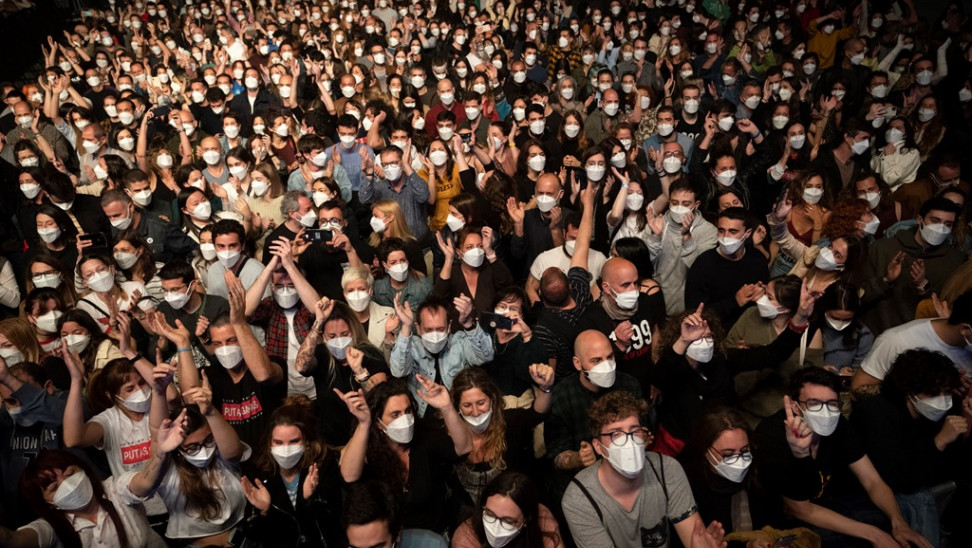 Πέτυχε το πείραμα της Ισπανίας: Δεν υπήρξε καμία ένδειξη μετάδοσης κορωνοϊού σε συναυλία με 5.000 θεατές