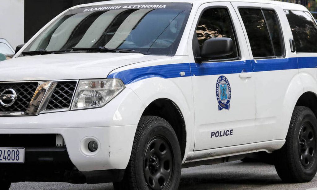 Άγιοι Θεόδωροι: Στην «τσιμπίδα» των Αρχών πλοίο που μετέφερε 50 κιλά κοκαΐνης (φώτο-βίντεο)