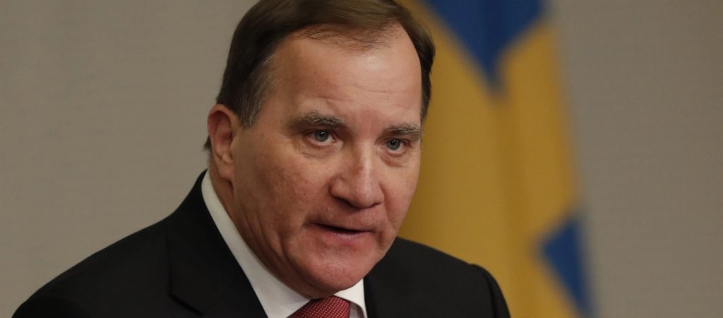 Σουηδία: Εμβολιάστηκε ο Σ.Λεβέν – Προτρέπει τους πολίτες της χώρας να εμβολιαστούν