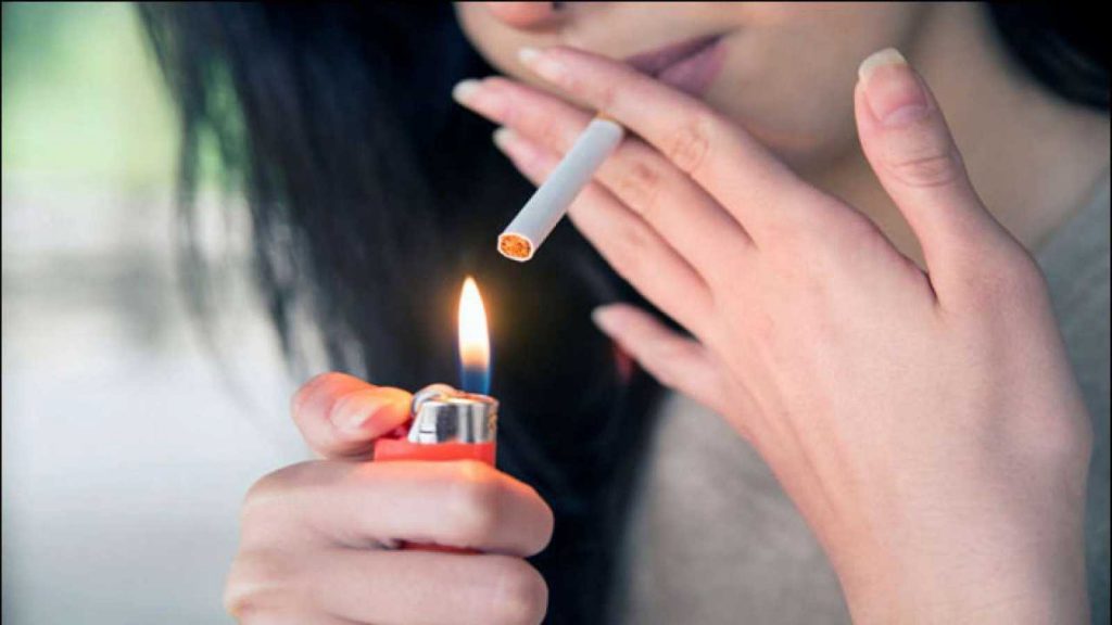 Νέα μελέτη αποκαλύπτει: Το παθητικό κάπνισμα αυξάνει τον κίνδυνο καρκίνου του στόματος