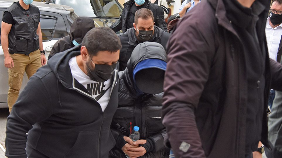 Σύλληψη Μ.Φουρθιώτη: «Κρυφές επικοινωνίες και συνεννοήσεις» – Τι αναφέρει το έγγραφο των αρχών