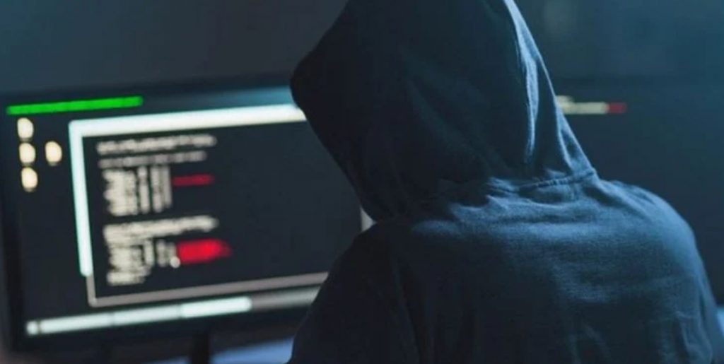 Βόνιτσα: Toυ «έφαγε» 20 χιλιάδες ευρώ προσποιούμενος τον επιχειρηματία