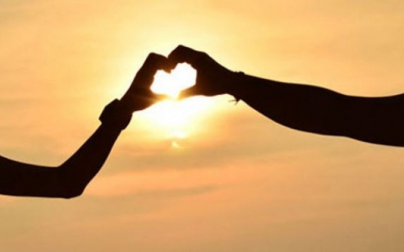 Έξι σημάδια που δείχνουν ότι ενδιαφέρεται πραγματικά για εσένα και έξι ότι σε θέλει μόνο για να σε χρησιμοποιεί