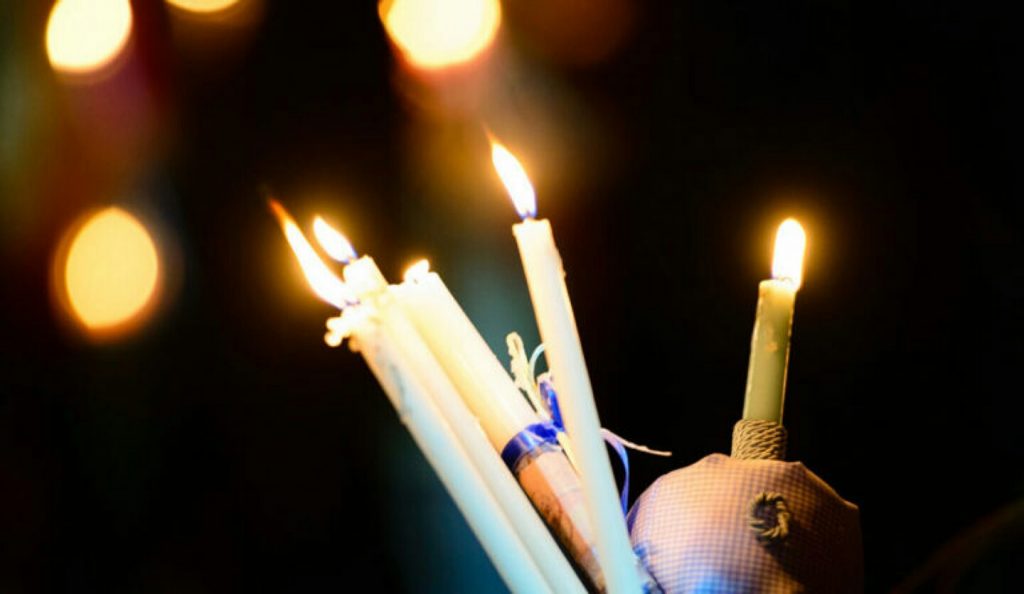 Κώστας Βλάσης: Έτσι θα μεταφερθεί το Άγιο Φως στην Ελλάδα – «Θα πάω εγώ να το παραλάβω»