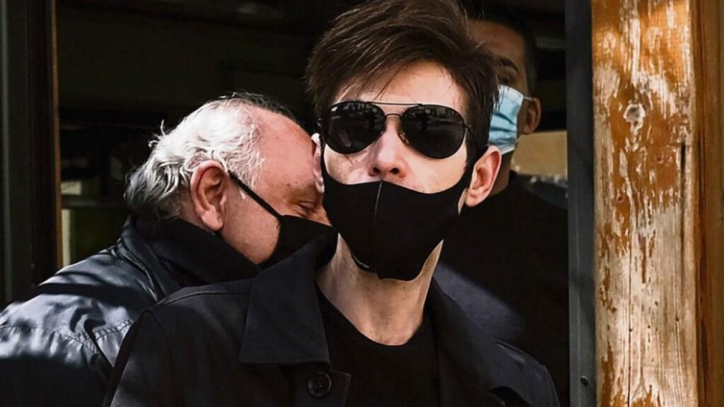 Οι «απαιτήσεις» του Μ.Φουρθιώτη στη ΓΑΔΑ: Στα κρατητήρια… γυναικών με ειδική διατροφή και τα «προβλήματα υγείας»