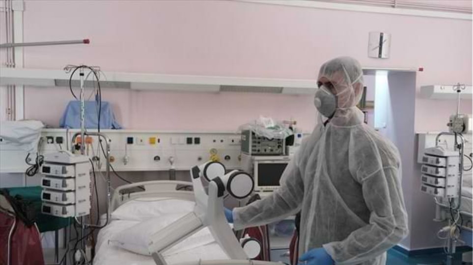 Καθηγητής Τζανάκης: «Μετά τα μέσα Ιουνίου θα μειωθεί ο αριθμός των διασωληνωμένων»