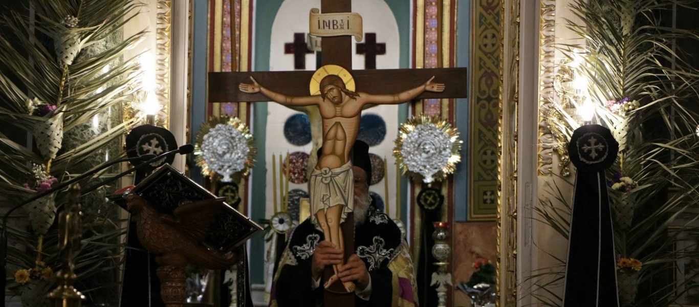 Δείτε ζωντανά την Ακολουθία των Αχράντων Παθών (βίντεο)