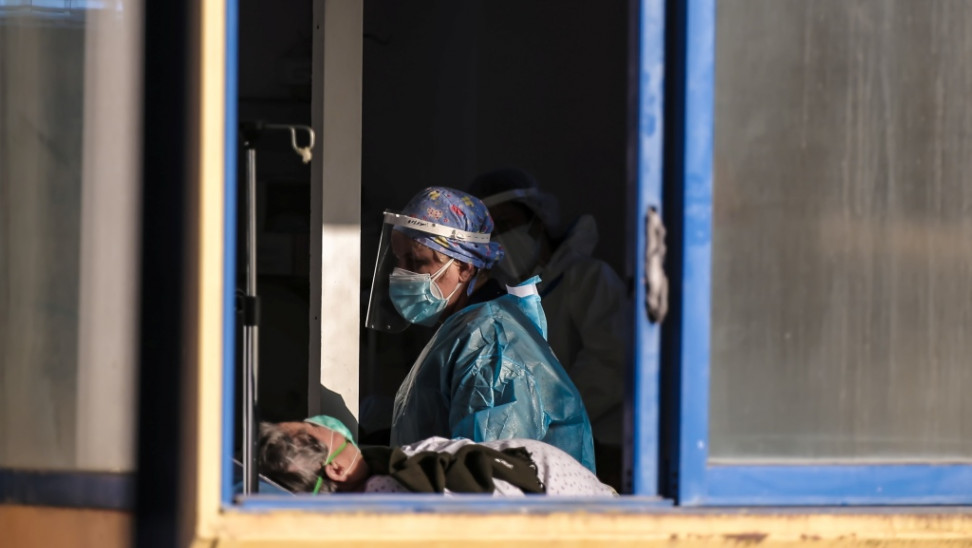 Κορωνοϊός: 2.155 νέα κρούσματα και 66 θάνατοι – Στους 802 οι διασωληνωμένοι