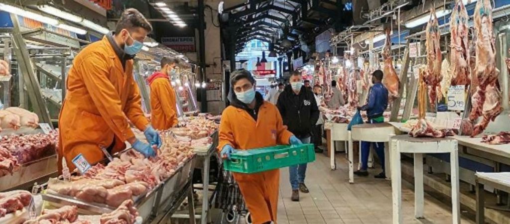 Βαρβάκειος: Αρκετός ο κόσμος παρά τις «τσιμπημένες» τιμές