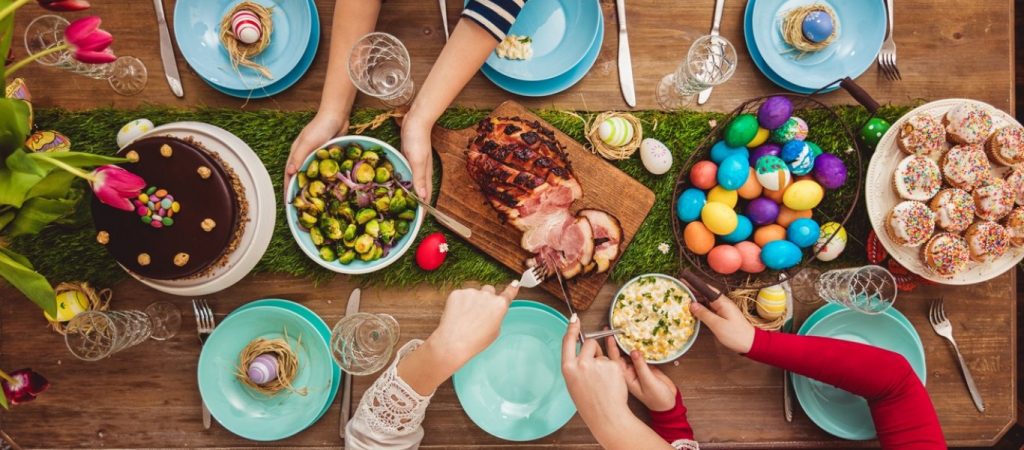 Πασχαλινό τραπέζι: Όσα πρέπει να προσέχετε στην σημερινή κατανάλωση φαγητού