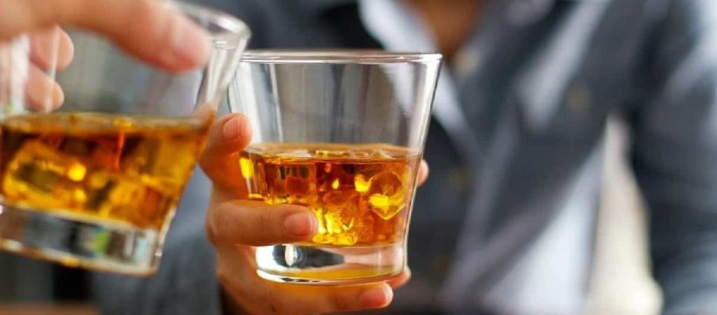 Διαφορετική δημοπρασία για το παλαιότερο μπουκάλι ουίσκι του κόσμου