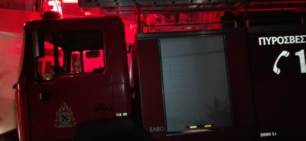 Ξέσπασε πυρκαγιά σε διαμέρισμα στο Παγκράτι