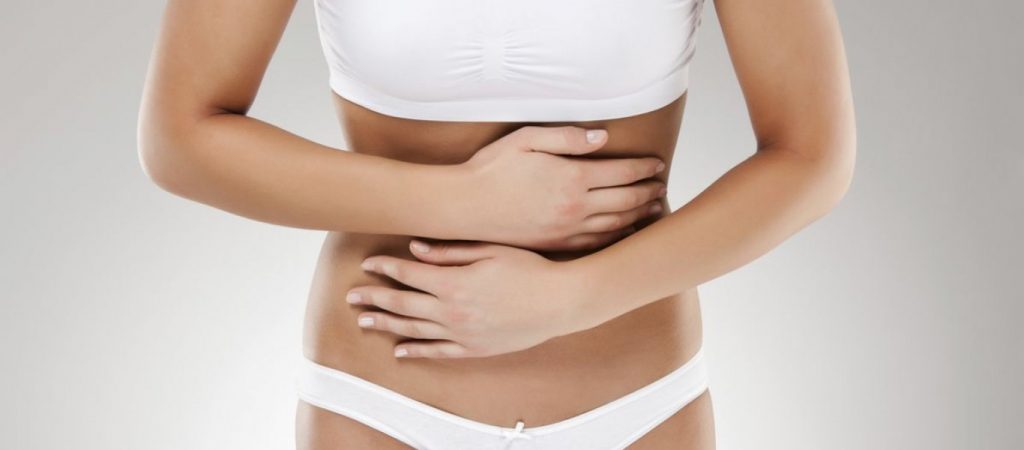 Οι 5+1 τρόποι που θα σας βοηθήσουν να χωνέψετε πιο γρήγορα