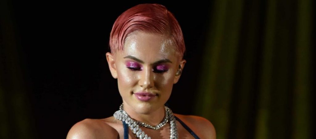 Ε.Τσαγκρινού: «Προετοιμάζω κάτι εξαιρετικό και “καυτό” για την Eurovision»