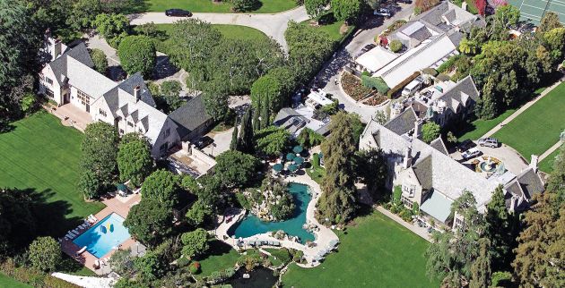 Αυτό το ήξερες; – Ποιος ζει σήμερα στην έπαυλη του Playboy;