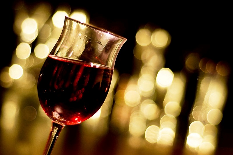 Παράκρουση στα Χανιά: Πρόστιμο 3.000 ευρώ σε Γιώργο που γιόρτασε σπίτι του με… παραπάνω καλεσμένους