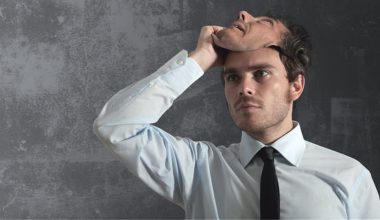 Το σύνδρομο του απατεώνα: Δέκα σημάδια που δείχνουν ότι «πάσχεις»