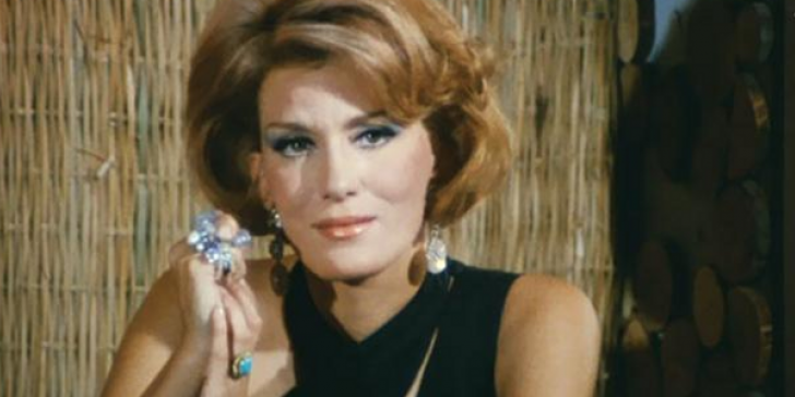 Μαίρη Χρονοπούλου: Το σπάνιο κλικ από τη δεκαετία του 1950 μαζί με τον Αλέκο Αλεξανδράκη (φωτο)