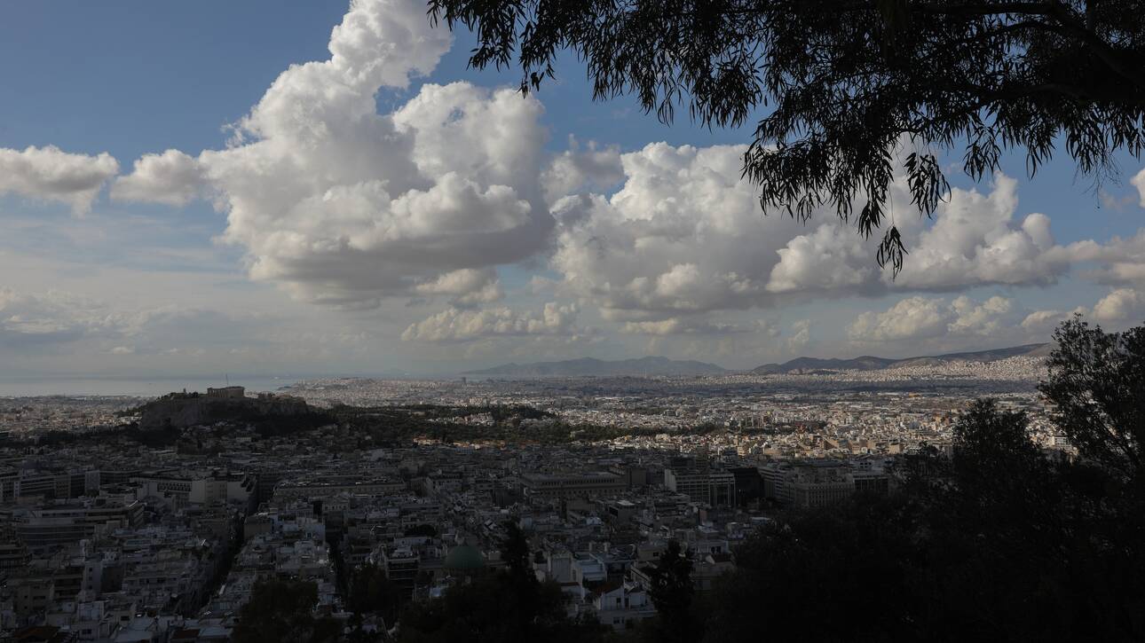 Καιρός: Σε ποιες περιοχές αναμένονται νεφώσεις – Στους 28°C ο υδράργυρος στην Αττική