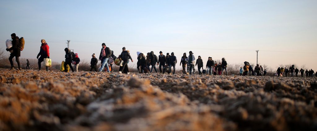 Βίντεο-Σοκ: Ασκέρια από Αφγανιστάν-Πακιστάν-Μπαγκλαντές διασχίζουν τα ιρανοτουρκικά σύνορα με κατεύθυνση… την Ελλάδα