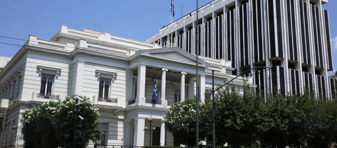 Πρωτοφανές: Η ελληνική κυβέρνηση απολογείται στον «ιδιώτη» Τούρκο υφΥΠΕΞ – «Ευημερούν οι μουσουλμάνοι στη Θράκη»