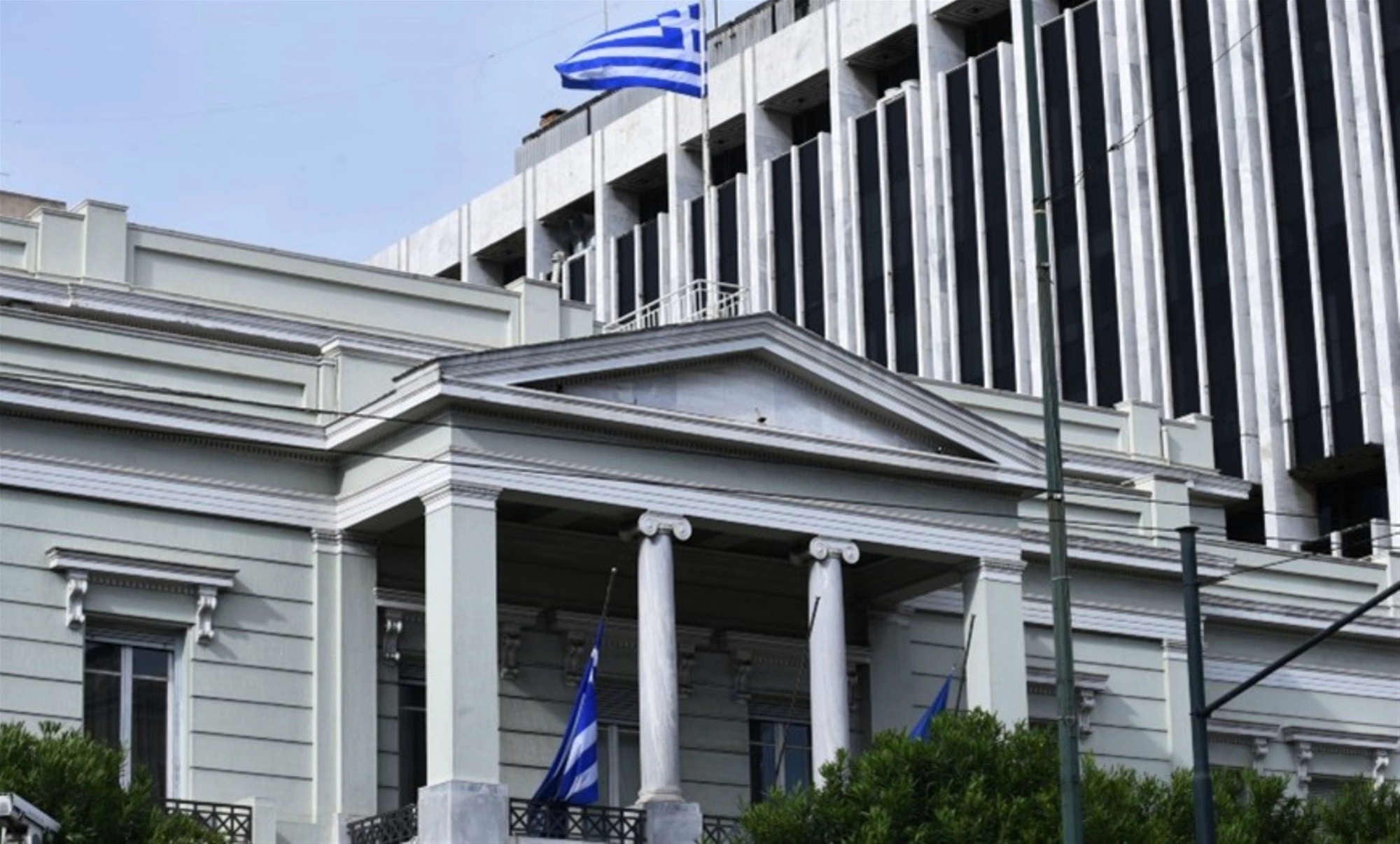 ΥΠΕΞ: «Πενήντα χρόνια από την αποκατάσταση των διπλωματικών σχέσεων Ελλάδας- Αλβανίας»
