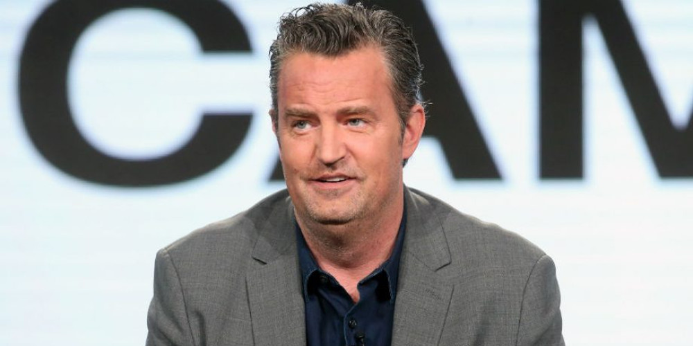 Ο Μάθιου Πέρι φλέρταρε 19χρονη και εκείνη το ανέβασε – «Είμαι τόσο μεγάλος όσο ο μπαμπάς σου;» (βίντεο)