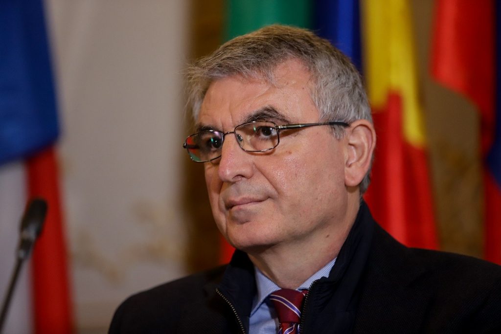 Π.Τσακλόγλου: «Το θέμα είναι να μην ενοχλούν συνδικαλιστές τον εργοδότη που δίνει λίγα»!