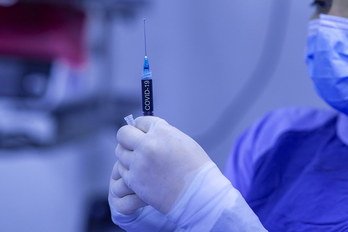 Η Σαουδική Αραβία καθιστά υποχρεωτικό τον εμβολιασμό όλων των εργαζομένων!