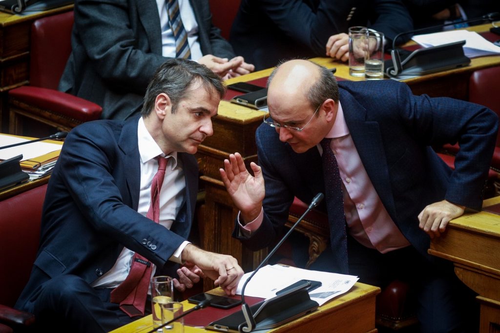 Επιμένει ο Κ.Χατζηδάκης: «Δεν καταργούμε το 8ωρο – Δεν μπορούμε γιατί υπάρχει  ευρωπαϊκός κοινωνικός χάρτης»