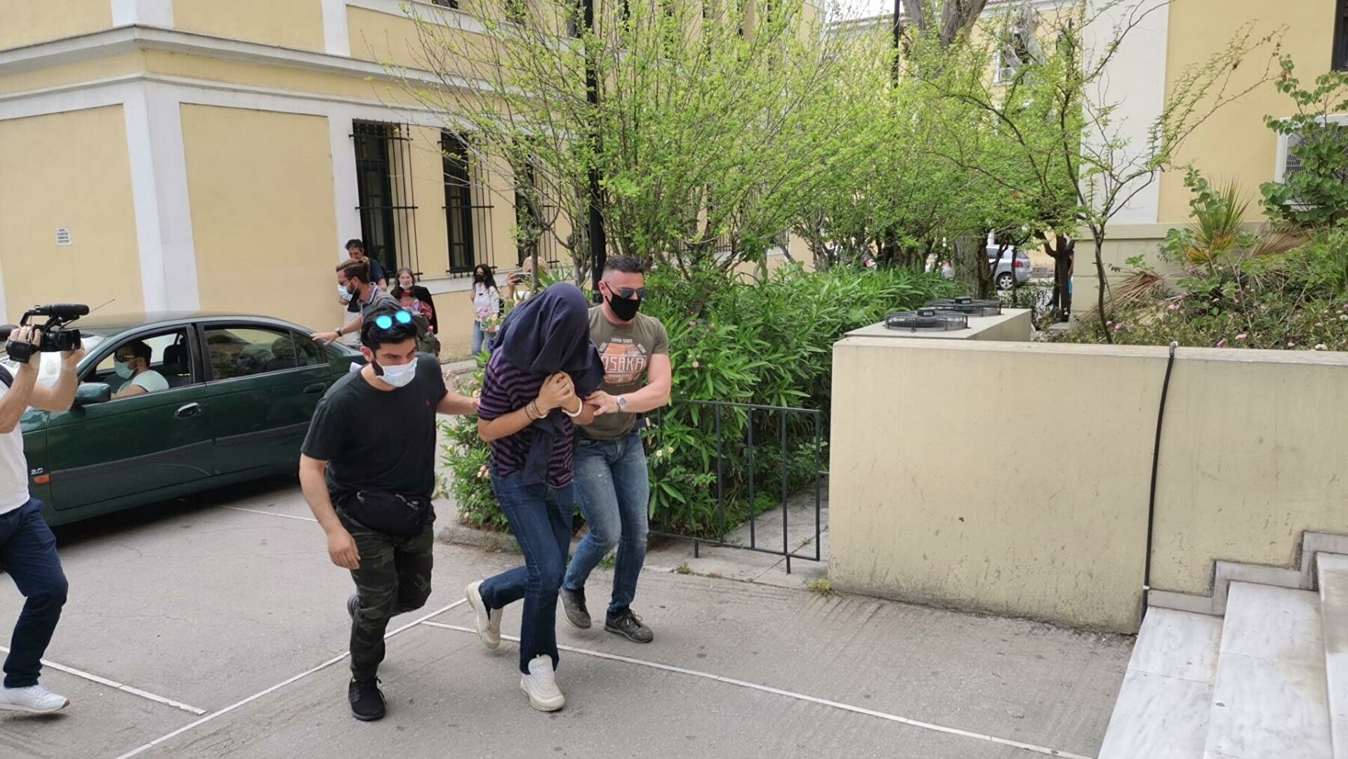 Ν.Σμύρνη – Υπόθεση 22χρονου: Τον αναγνώρισε νεαρή από την Κύπρο – «Αυτοϊκανοποιήθηκε πάνω μου σε στάση λεωφορείου»