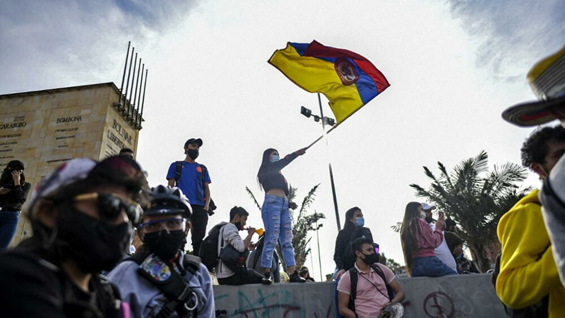 Κολομβία: Στους 26 οι νεκροί από τις διαδηλώσεις – Ο Ντούκε ζητά την απομάκρυνση των οδοφραγμάτων