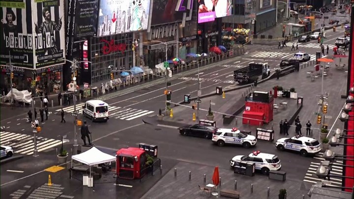 ΗΠΑ – Πυροβολισμοί στην Times Square: Τραυματίστηκαν δύο γυναίκες & ένα κοριτσάκι