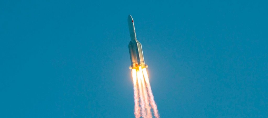 Στήθηκε «πάρτι» στο Twitter για τον κινέζικο πύραυλο – «Άχρηστοι οι Κινέζοι ούτε σημάδι δεν ξέρουν» (φώτο)