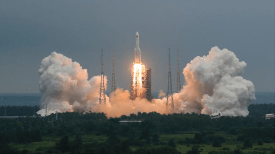 Αντιπαράθεση ΗΠΑ-Κίνας για τον πύραυλο που έπεσε στον Ινδικό Ωκεανό – Σκληρή κριτική από την NASA (βίντεο)