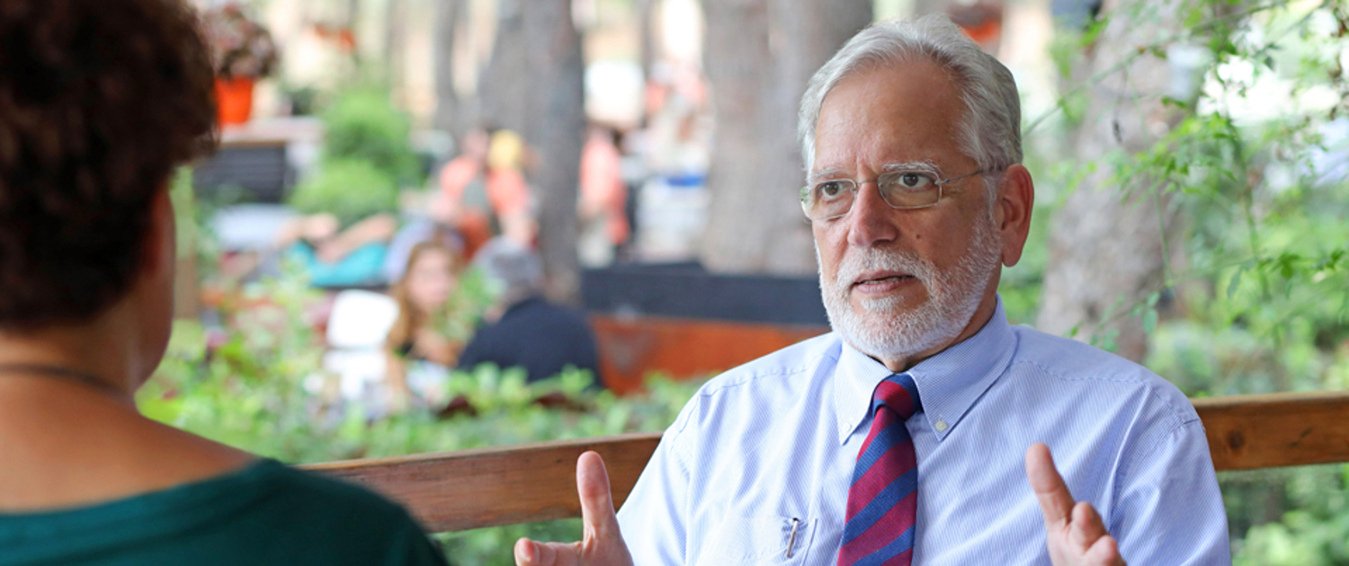 Γ.Χρούσος: «Πρέπει να εμβολιάσουμε τουλάχιστον το 70% του πληθυσμού» – Τι είπε για τα παιδιά (βίντεο)