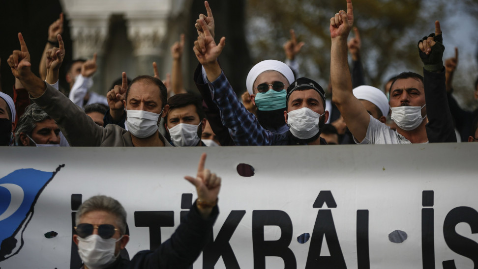 Τουρκία: Χιλιάδες άνθρωποι διαδηλώνουν σε Άγκυρα και Κωνσταντινούπολη εναντίον του Ισραήλ (βίντεο)