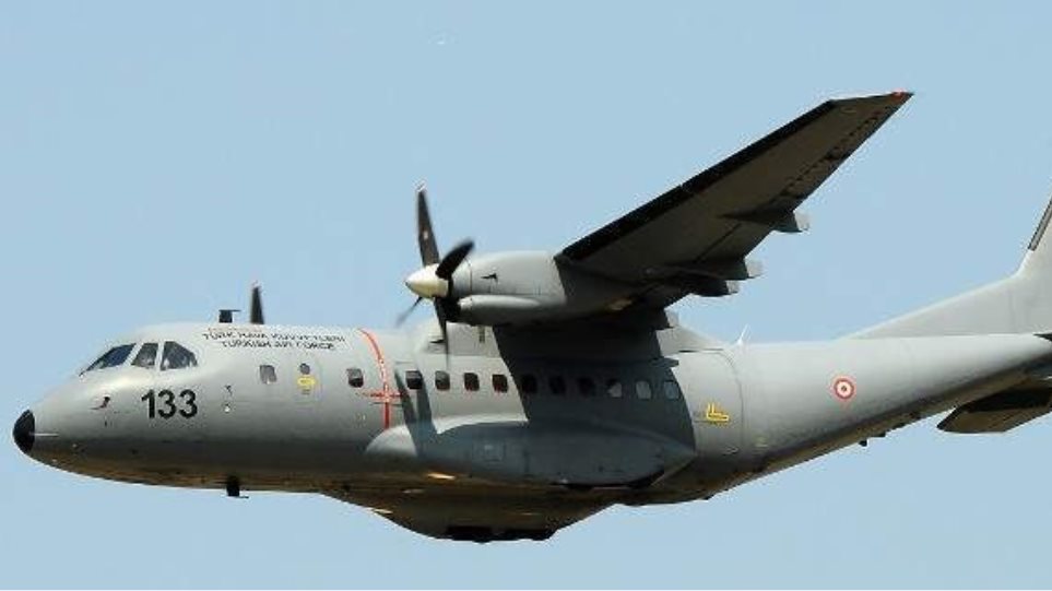 Νέο τουρκικό μπαράζ παραβιάσεων στο Αιγαίο με κατασκοπευτικά αεροσκάφη