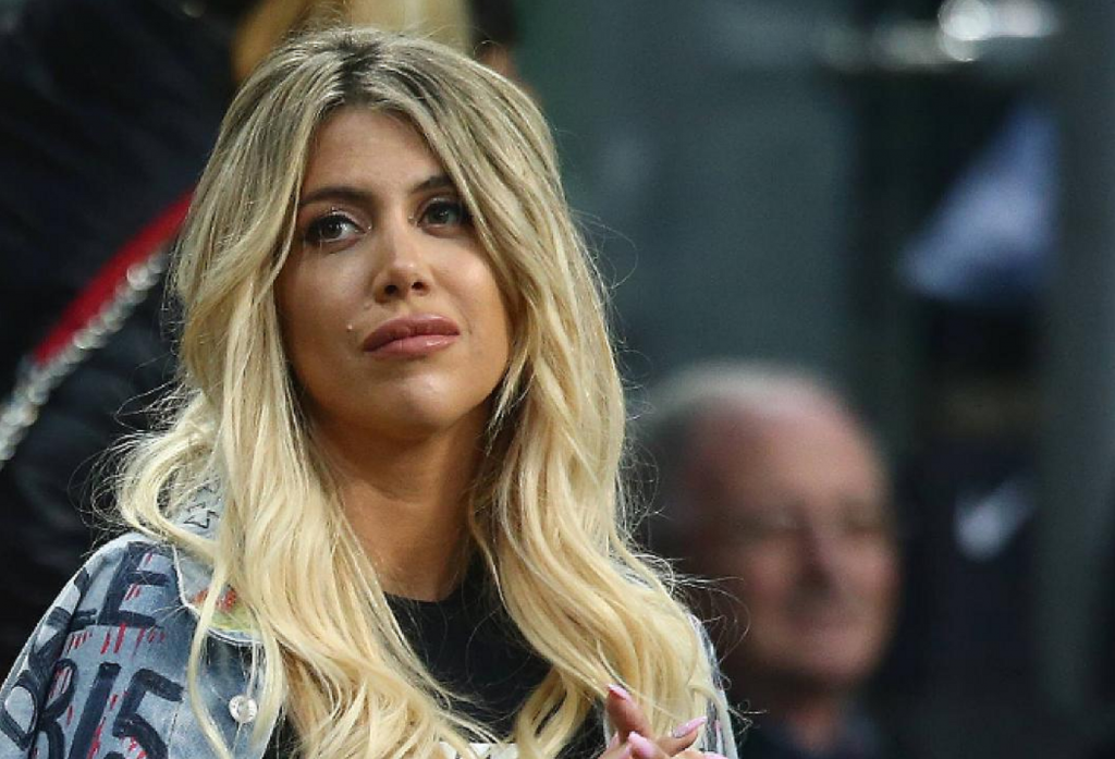 Η Γουάντα Νάρα ανέβασε «καυτή» φωτογραφία και το Instagram της την «κατέβασε» – «Στο 1810 είμαστε;» (φωτο)