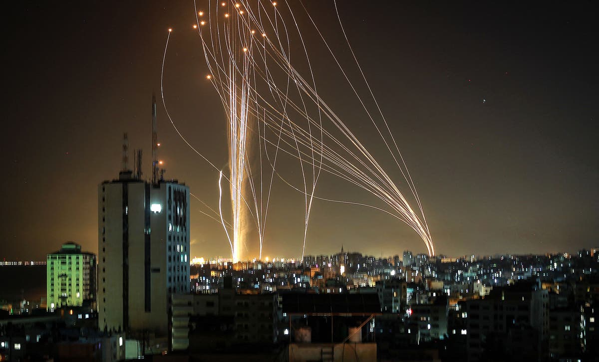 Νέα νύχτα κολάσεως στο Ισραήλ: Κατάσταση «εκτάκτου ανάγκης» στη Λοντ – Ρουκέτες και βομβαρδισμοί (upd) (βίντεο)