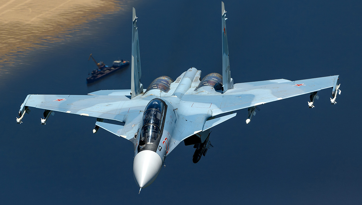 Μαύρη Θάλασσα: Su-30 της ρωσικής Αεροπορίας αναχαίτισαν γαλλικά Mirage-2000 (βίντεο)