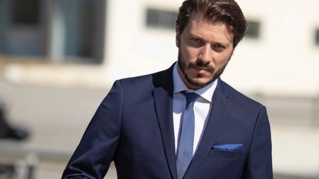 Χάρης Συντζάκης: Θα είναι αυτός ο νέος Bachelor; (βίντεο)