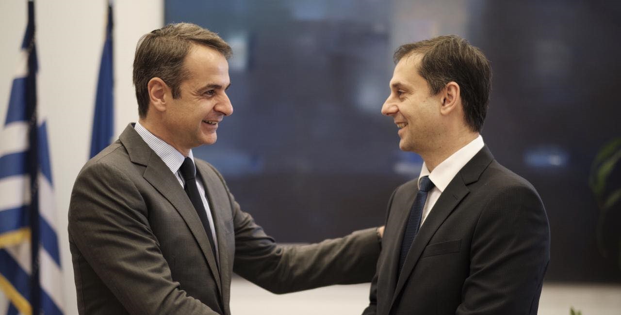 Το BBC ξετινάζει το αφήγημα X.Θεοχάρη: «Είστε στις χειρότερες χώρες» – Σκληρή κριτική για τουρισμό και εμβόλια